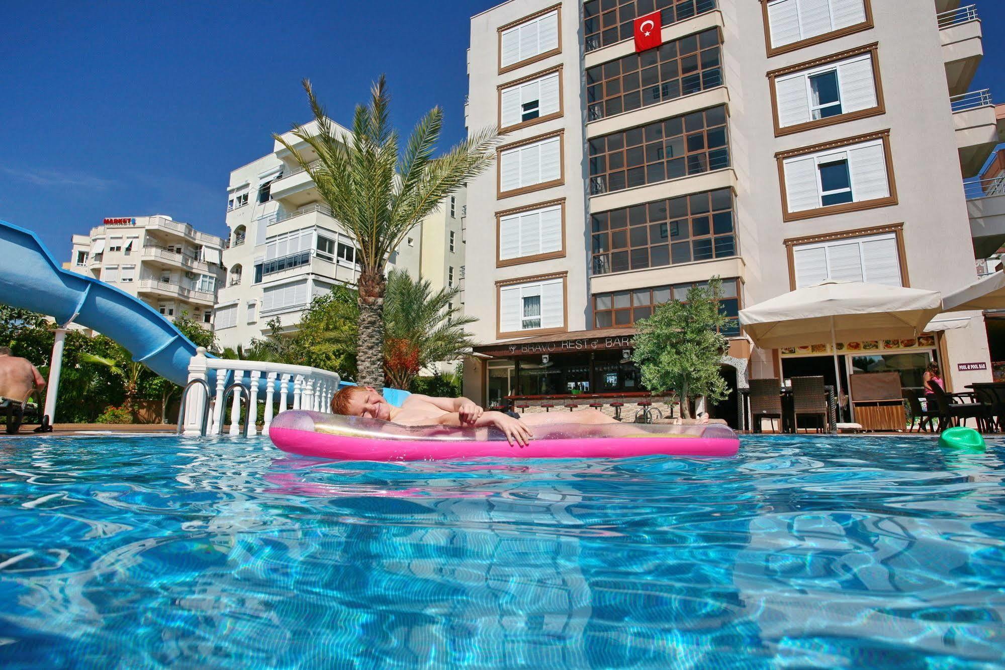 Bella Bravo Suit Hotel Alanya Exteriör bild